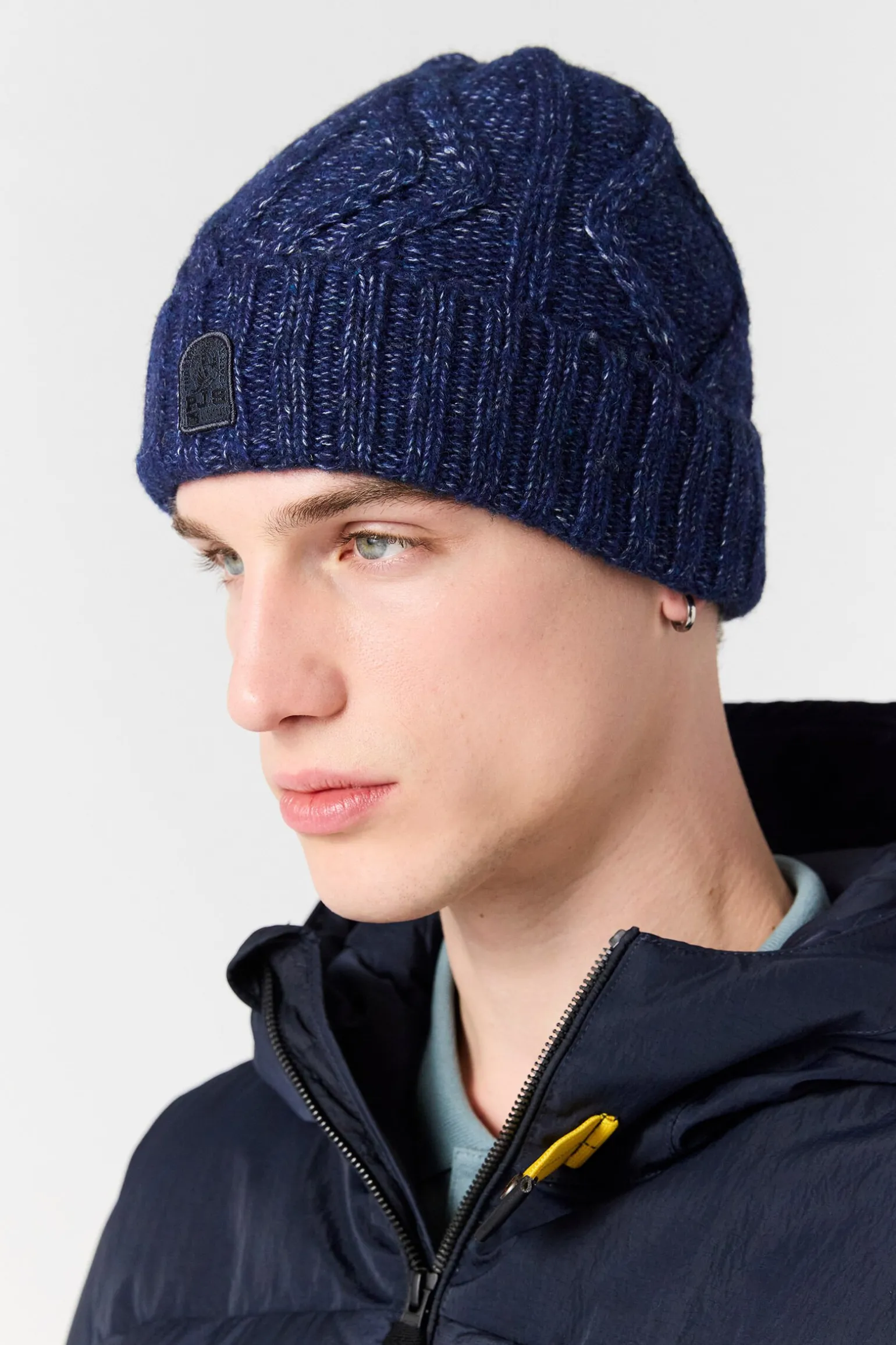 KERR - KOPFBEDECKUNG